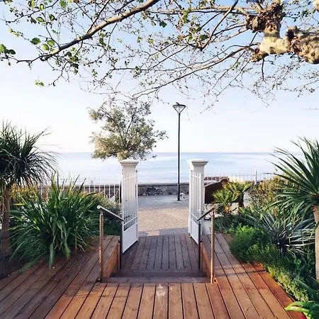 Escapade Corniche דירה